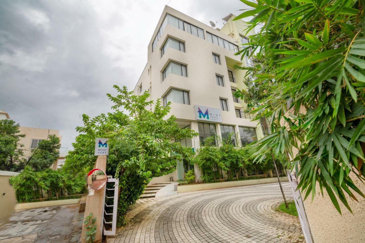Hotel Mint Montvert, Baner Pune Eksteriør billede
