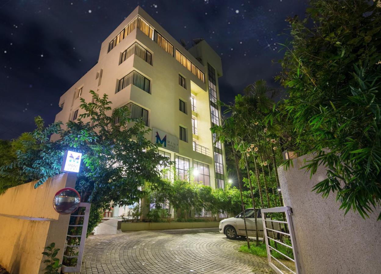 Hotel Mint Montvert, Baner Pune Eksteriør billede